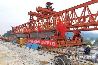 湖南平益高速 新材料技術(shù)推廣服務(wù)驅(qū)動(dòng)交通基建創(chuàng)新升級