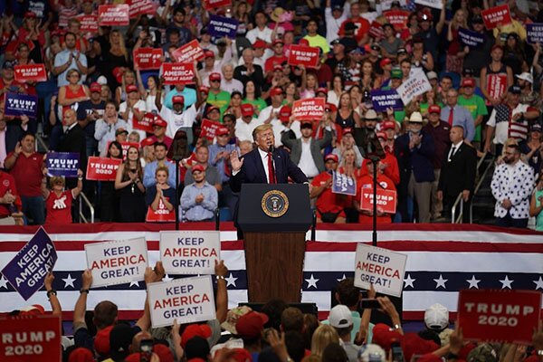 特朗普200億數(shù)據(jù)中心投資計劃 特朗普200億數(shù)據(jù)中心投資計劃